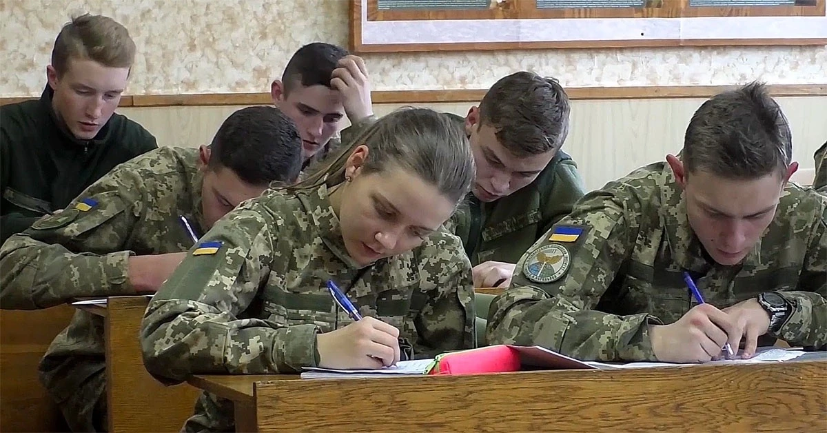 Вступна кампанія до військових навчальних закладів триватиме довше